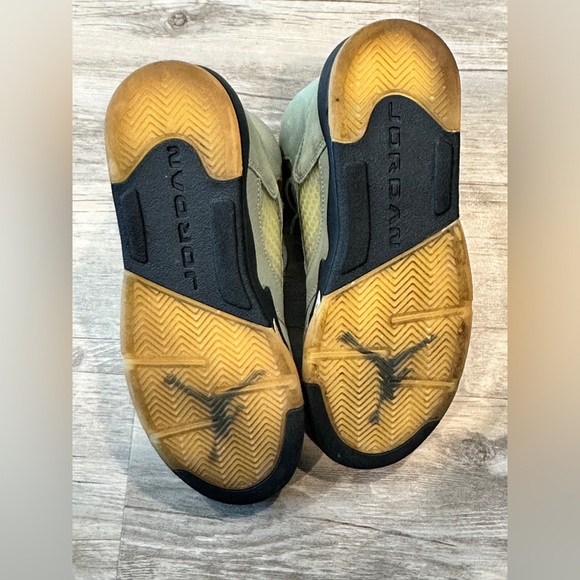 Jordan Retro 5 ‘Jade Horizon’ - Picture 6 of 6